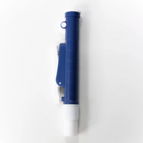 Пипетатор поршневой Levo E, 2 мл, Dlab